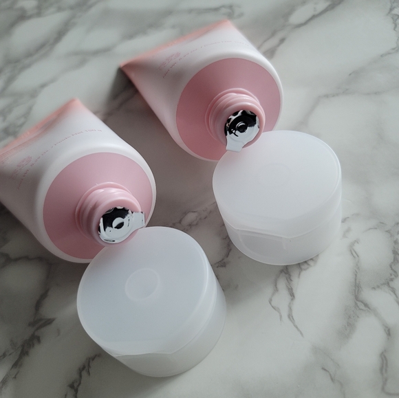 NEW Innisfree Jeju Cherry Blossom Jam Cleanser x2 - Picture 4 of 5